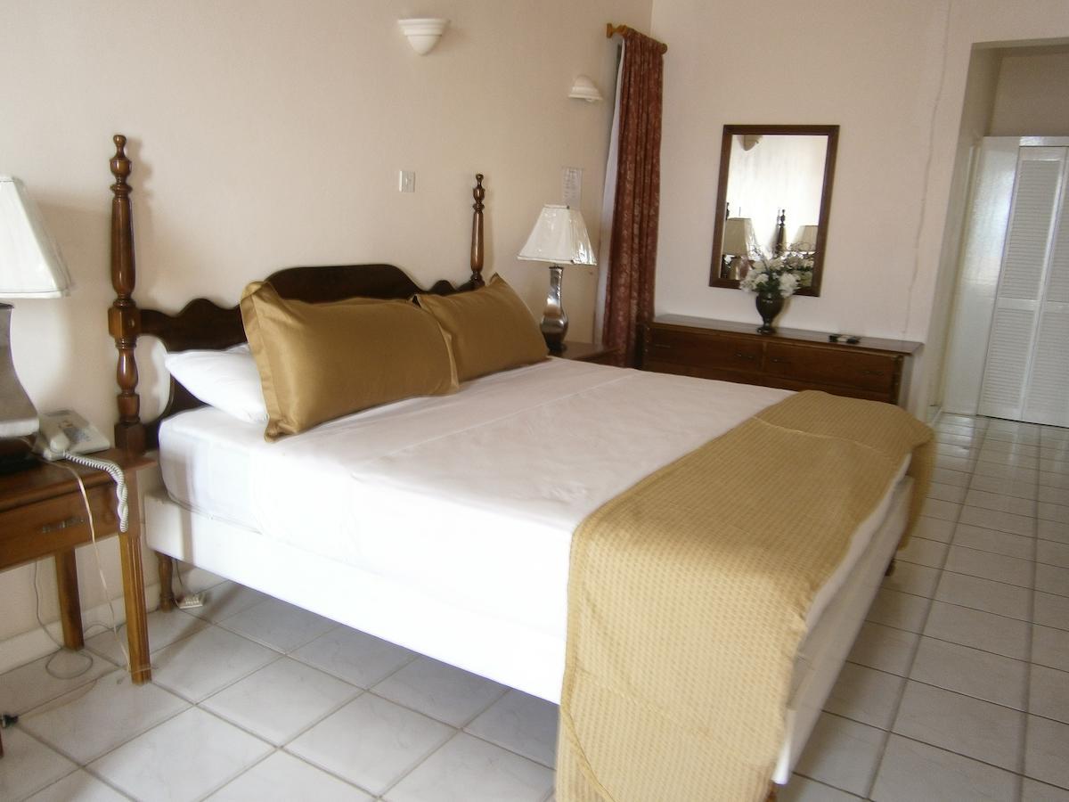 Whispering Bamboo Cove Resort Belfast Camera foto
